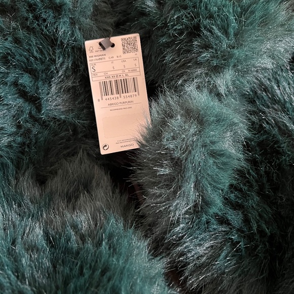 Green coat